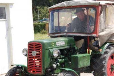 Foto des Albums: Volksfest Oldtimer 2008