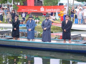 Foto des Albums: Drachenbootrennen 2004 (21.08.2004)