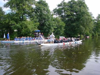 Foto des Albums: Drachenbootrennen 2004 (21.08.2004)