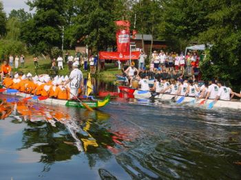 Foto des Albums: Drachenbootrennen 2004 (21.08.2004)