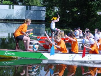 Foto des Albums: Drachenbootrennen 2004 (21.08.2004)