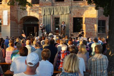 Foto des Albums: 5. Sommertheater an der Dahmer Schlossruine (18.07.2014)