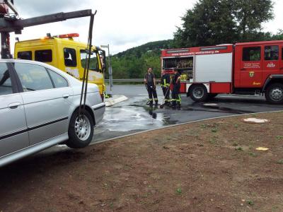 Foto des Albums: Öl nach Verkehrsunfall - Am Augarten