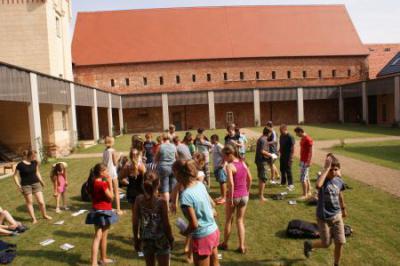 Foto des Albums: "Follow me - Ich bau auf dich" - Religiöse Kinderwoche im Kloster Mühlberg im Juli 2014
