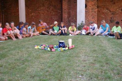 Foto des Albums: "Follow me - Ich bau auf dich" - Religiöse Kinderwoche im Kloster Mühlberg im Juli 2014