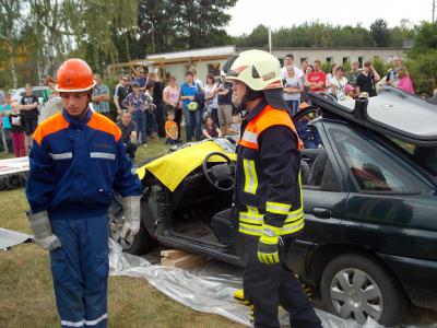 Foto des Albums: Jugendfeuerwehr - Zeltlager auf dem Flughafen Lönnewitz vom 27.-29. Juni 2014 (04. 07. 2014)