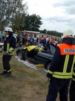 Foto des Albums: Jugendfeuerwehr - Zeltlager auf dem Flughafen Lönnewitz vom 27.-29. Juni 2014 (04. 07. 2014)