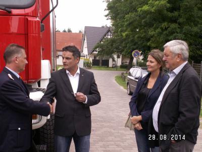 Foto des Albums: Übergabe Tanklöschfahrzeug an die Löschgruppe Menz