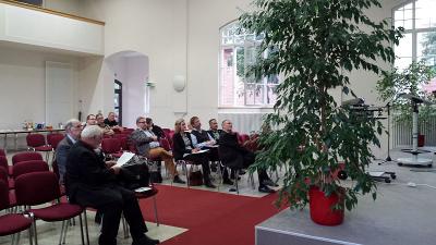 Foto des Albums: Diskussion mit dem Nachhaltigkeitsbeirat zu Perpektiven nachhaltiger Politik am 26.08.2014 in Strausberg (03.09.2014)