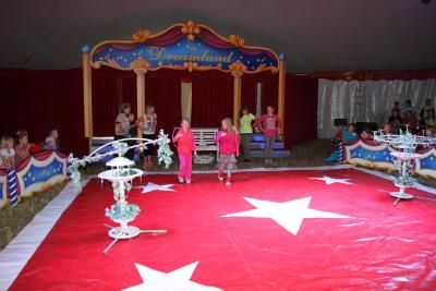 Foto des Albums: Zirkusprojekt „Dreamland“ vom 1.-5. September 2014 mit der Grundschule Kleinow, Grundschule Glöwen und Vorschulkindern Kita Waldhaus Glöwen (05. 09. 2014)