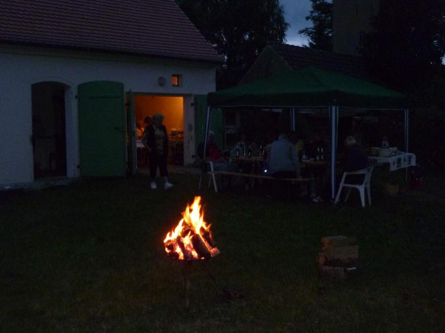 Bild: Abends am Feuer war es gemütlich