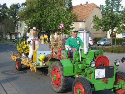 Foto des Albums: Erntedankfest mit den Oldtimer- & Schlepperfreunden am 27. September 2014 in Koßdorf