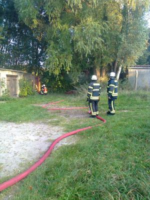 Foto des Albums: Brandeinsatz Garage am Friedhof