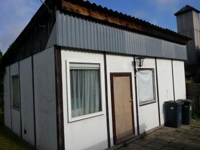Bungalow alt  (Bild vergr&ouml;&szlig;ern)