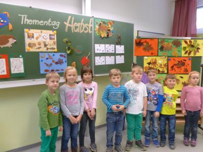 Kinder der Klasse 1a  (Bild vergr&ouml;&szlig;ern)