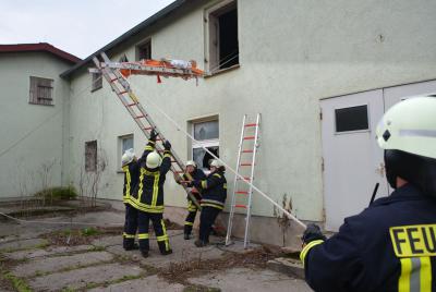 Foto des Albums: Feuerwehrübung in Halenbeck (18. 10. 2014)