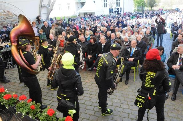Bild : Eröffnungsfeier in Havelberg
