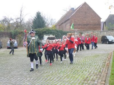 Foto des Albums: Schlüsselübergabe auf dem Hühnerhof