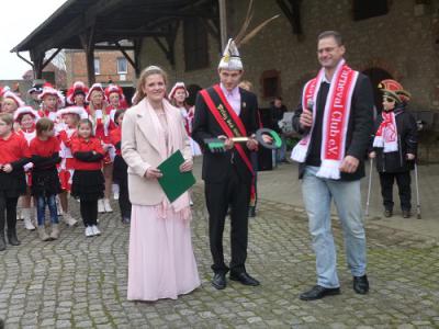 Foto des Albums: Schlüsselübergabe auf dem Hühnerhof