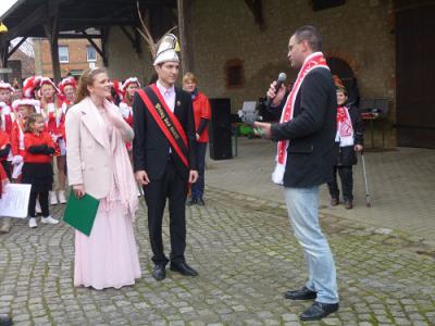 Foto des Albums: Schlüsselübergabe auf dem Hühnerhof