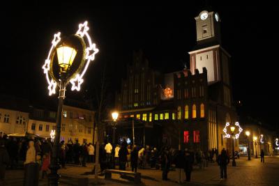 Foto des Albums: Adventsleuchten auf dem Wittstocker Marktplatz (02.12.2014)