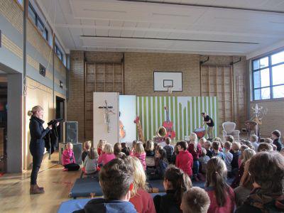 Foto des Albums: Theater in der Schule