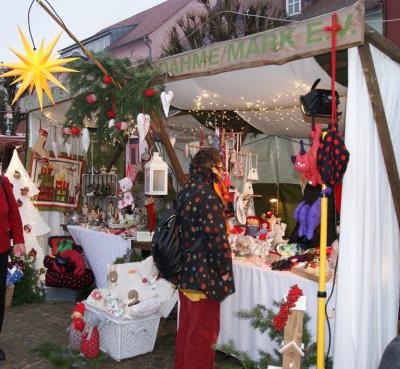 Foto des Albums: Weihnachtsmarkt der regionalen Besonderheiten (14.12.2014)