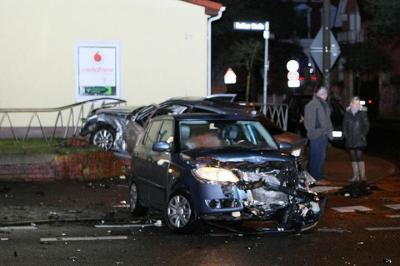 Foto des Albums: Einsatz 213/2014 - Verkehrsunfall