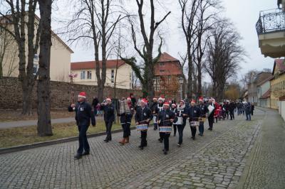 Foto des Albums: Abholen des Weihnachtsmanns und Märchenstunde in Dahme/Mark (24.12.2014)
