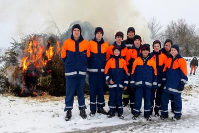 Foto des Albums: Weihnachtsbaumverbrennen der Jugendfeuerwehr (24.01.2015)