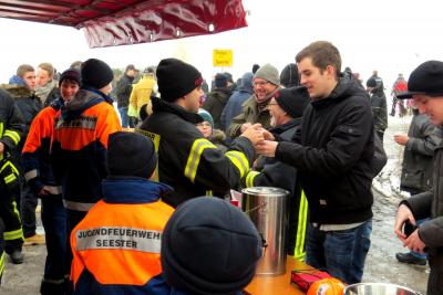 Foto des Albums: Weihnachtsbaumverbrennen der Jugendfeuerwehr (24.01.2015)