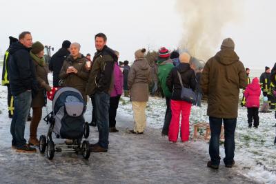 Foto des Albums: Weihnachtsbaumverbrennen der Jugendfeuerwehr (24.01.2015)