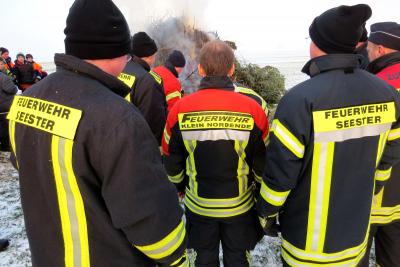 Foto des Albums: Weihnachtsbaumverbrennen der Jugendfeuerwehr (24.01.2015)