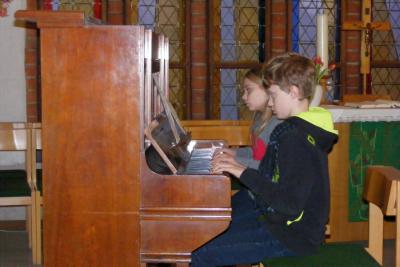 Foto des Albums: Wettbewerbsteilnehmer gestalten Kirchencafé