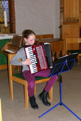 Foto des Albums: Wettbewerbsteilnehmer gestalten Kirchencafé