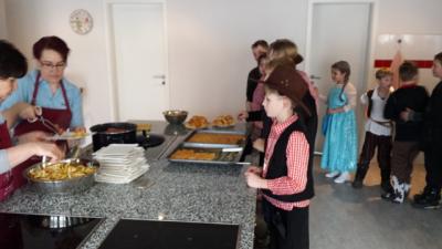 Foto des Albums: Fasching 2. Teil