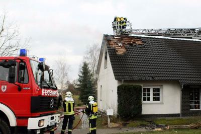 Foto des Albums: Einsatz 036/2015 - Brand Einfamilienhaus