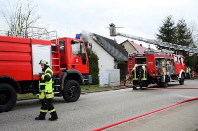 Foto des Albums: Einsatz 036/2015 - Brand Einfamilienhaus