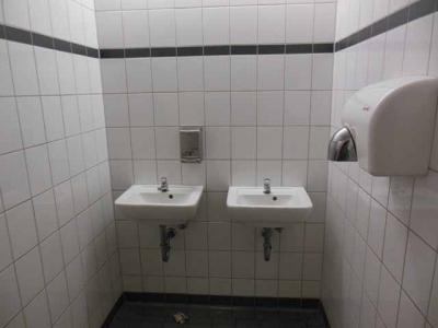 M&auml;dchenklo 