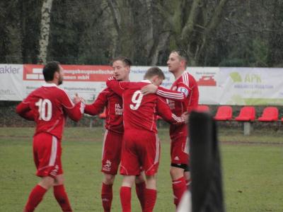 Foto des Albums: FC Kremmen II - Häsener SV