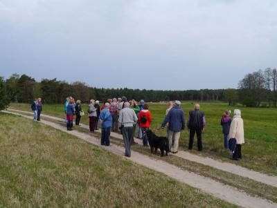 Foto des Albums: Wanderung mit dem NABU in Butzow (25.04.2015)