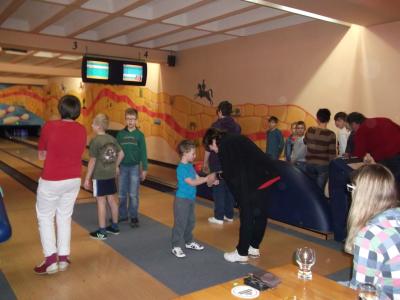 Foto des Albums: Jugendfeuerwehr Schmerkendorf beim Bowlen in der Bowlingscheune Großrössen (26. 01. 2015)