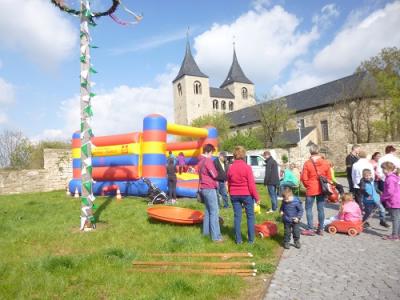 Foto des Albums: Maibaum aufstellen Frose