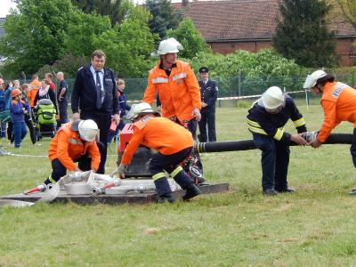 Foto des Albums: Gemeindefeuerwehrtag 2015 in Glöwen