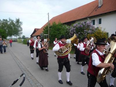 Foto des Albums: Sternmarsch beim Bezirksmusikfest 2015 in Weicht (14. 05. 2015)