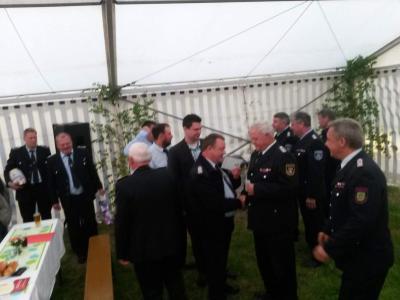 Foto des Albums: Gemeindeausscheid und 80. Jahre Freiwillige Feuerwehr Wüstermarke Mai 2015