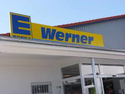Foto des Albums: Wiedereröffnung EDEKA Werner in Mühlberg