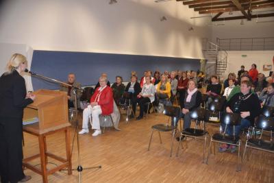 Foto des Albums: Siegerehrung Herbstquiz und Vortrag Dr. Alice Selinger zur mittelalterlichen Esskultur