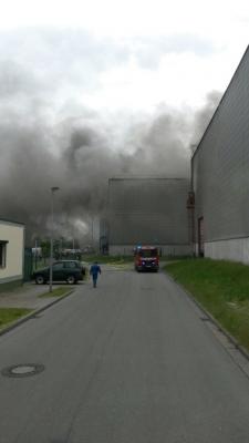 Foto des Albums: Einsatz 117/2015 - Brand Firma Relux