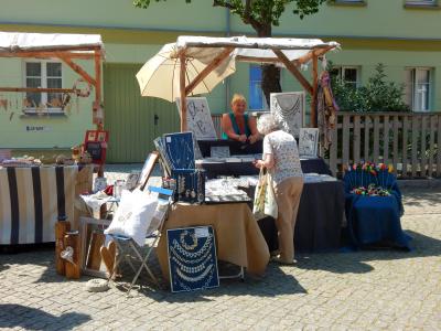 Foto des Albums: Hist. Markt auf dem Kirchplatz (06. 06. 2015)
